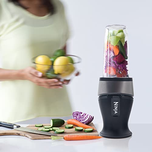 Personal Blender for Shakes and Smoothies with 700-Watt Base and 16-Ounce Cups T1523