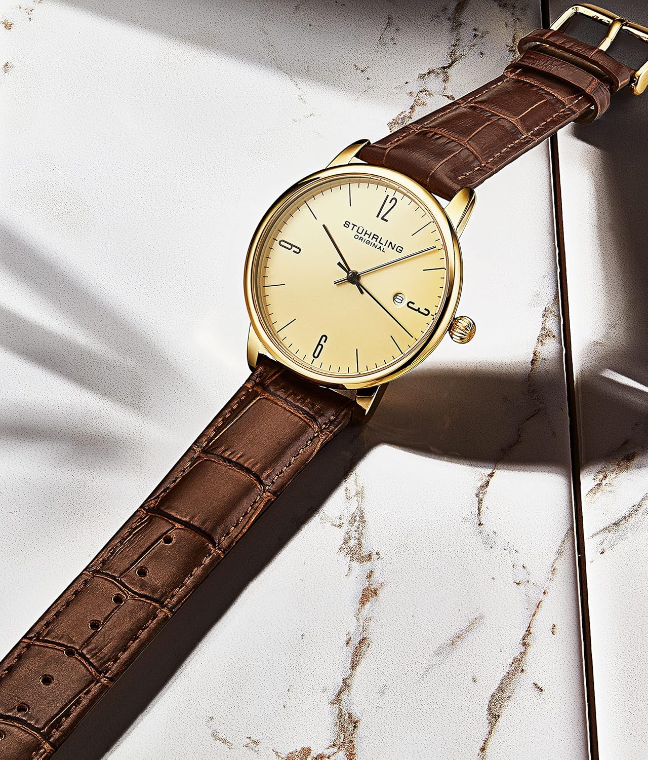 Men's Watch with Calfskin Leather Strap, Analog Dial with Date V846966