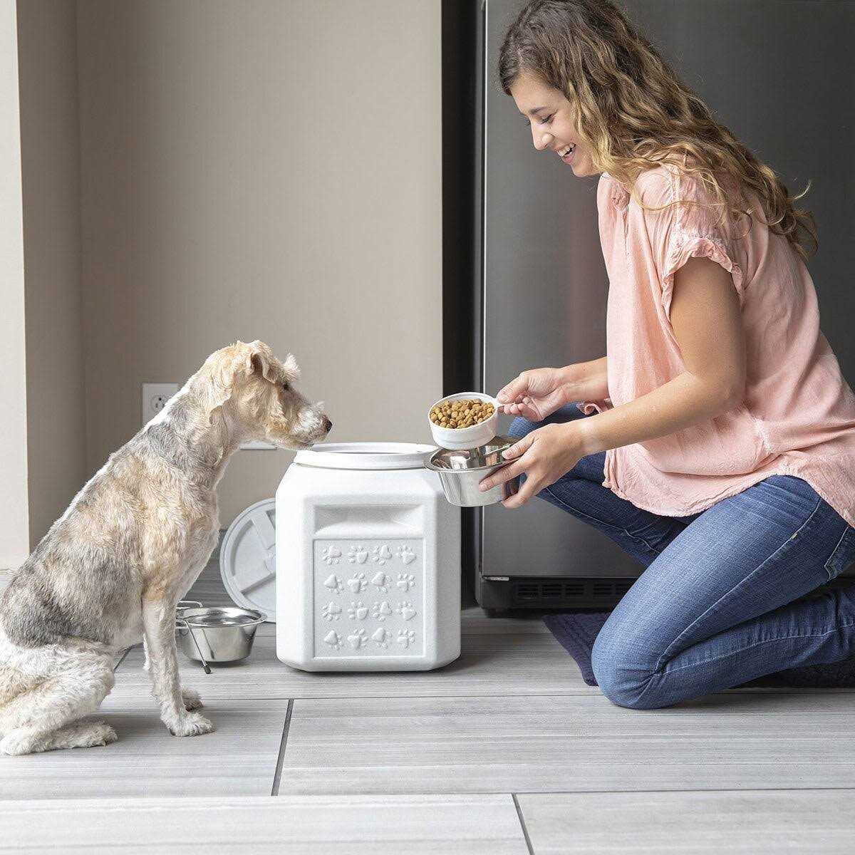 Pet Food Container L16054