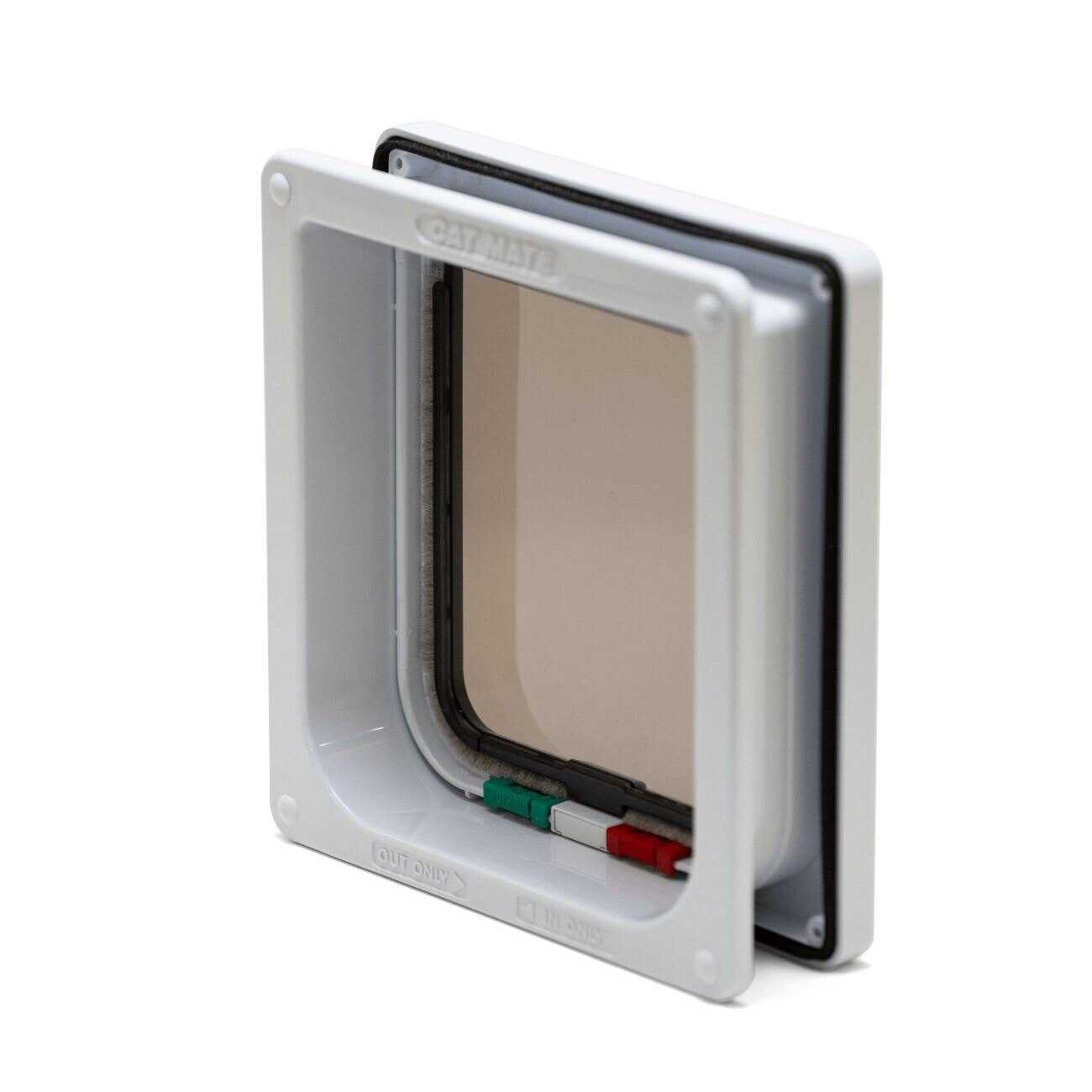 Cat Flap with Door Liner F3601