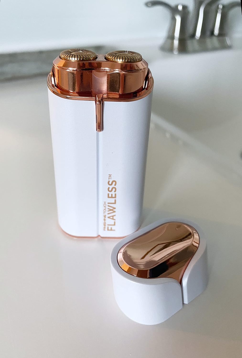 Women's Painless Facial Hair Remover, Electric Shaver, White/Rose Gold N68995