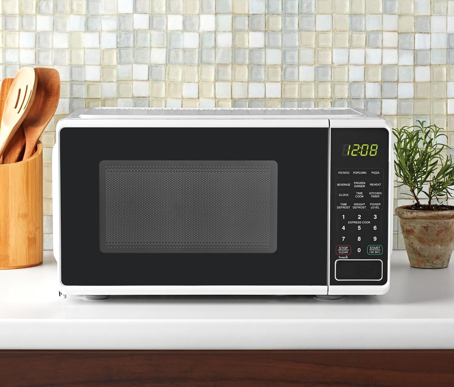 Countertop Microwave Oven, 700 Watts, with Safety Lock P76228