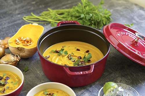 4 Qt. Round Cocotte, Cherry Red Z239421