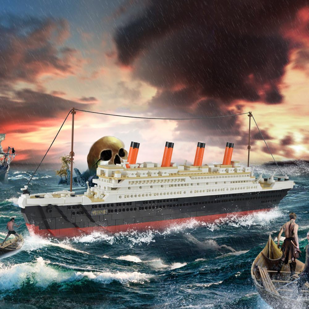 Titanic Building Bricks 1021 Pieces Model Kit W94615