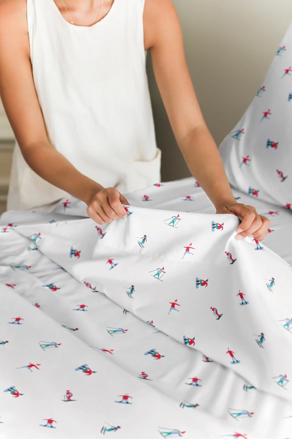 Christmas Sheets 4 Piece Deep Pocket Bedding Set Soft Wrinkle Free Easy Care H68149