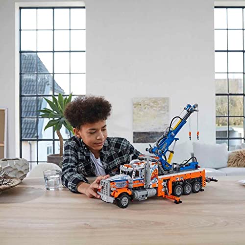 Heavy-Duty Tow Truck with Crane Building Set I966