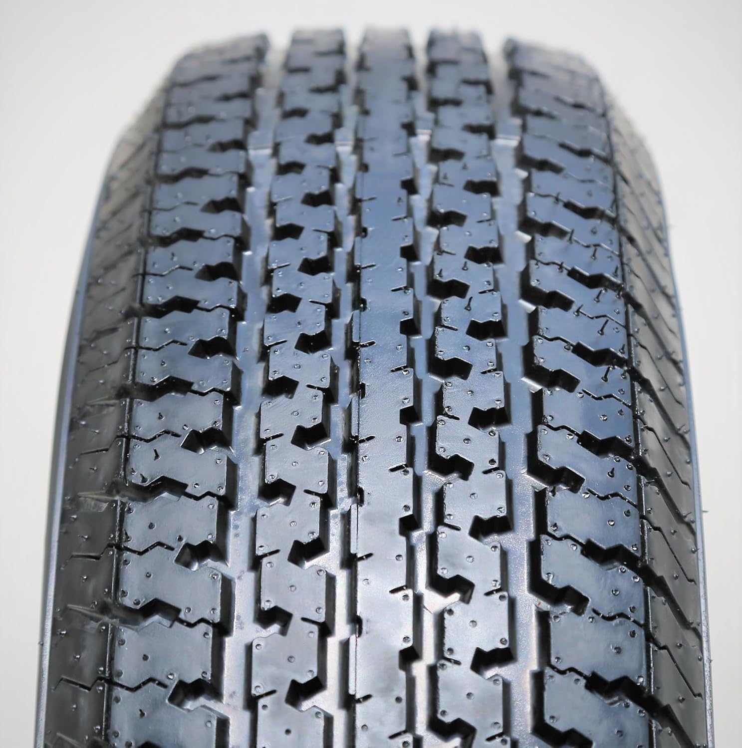 ST205/75R15 Steel Belted Trailer Radial Tire, 10-Ply Load Range E S19836